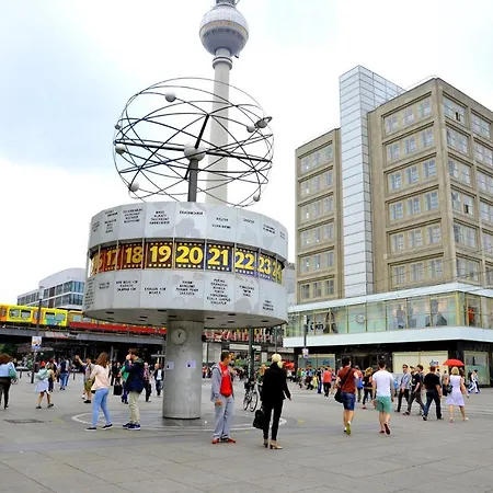 33 I Und N Mitte Apartament *
