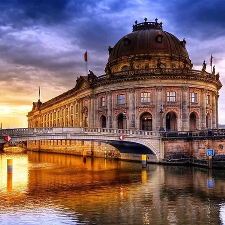 33 I Und N Mitte Apartament