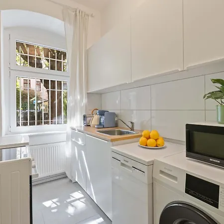 33 I Und N Mitte Apartament *