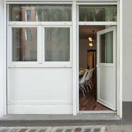 Apartment 33 I Mitte *