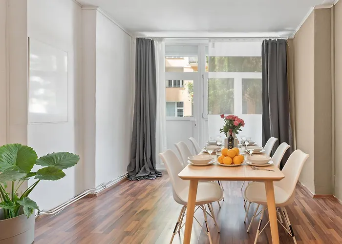 33 I Und N Mitte Appartement *