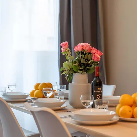 33 I Und N Mitte * Berlin