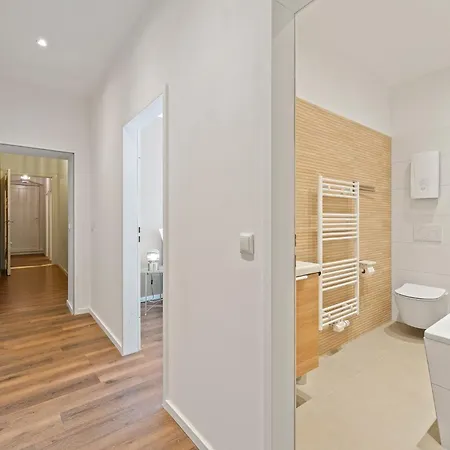 33 I Und N Mitte Lejlighed *